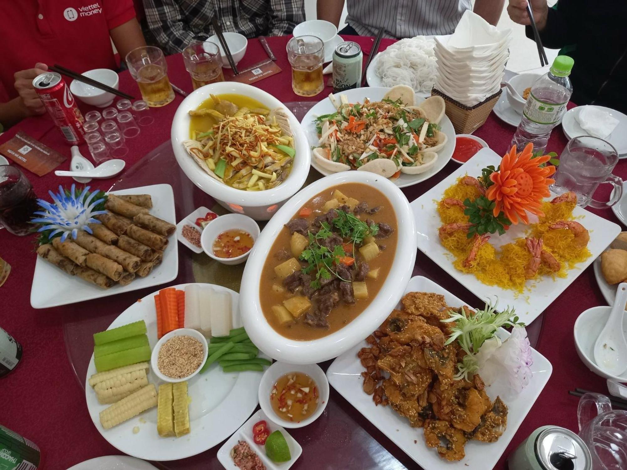 Ngan Ha Hotel Dai Tiet 외부 사진