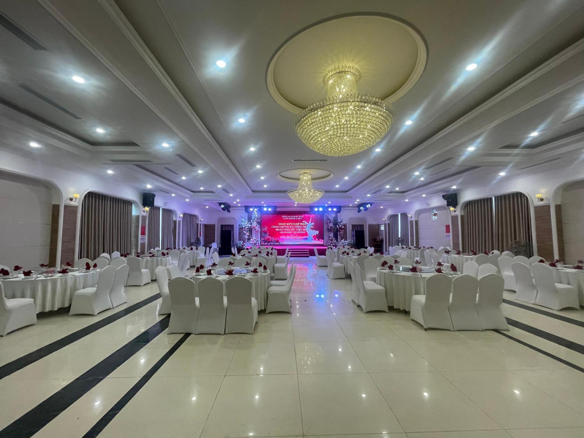 Ngan Ha Hotel Dai Tiet 외부 사진