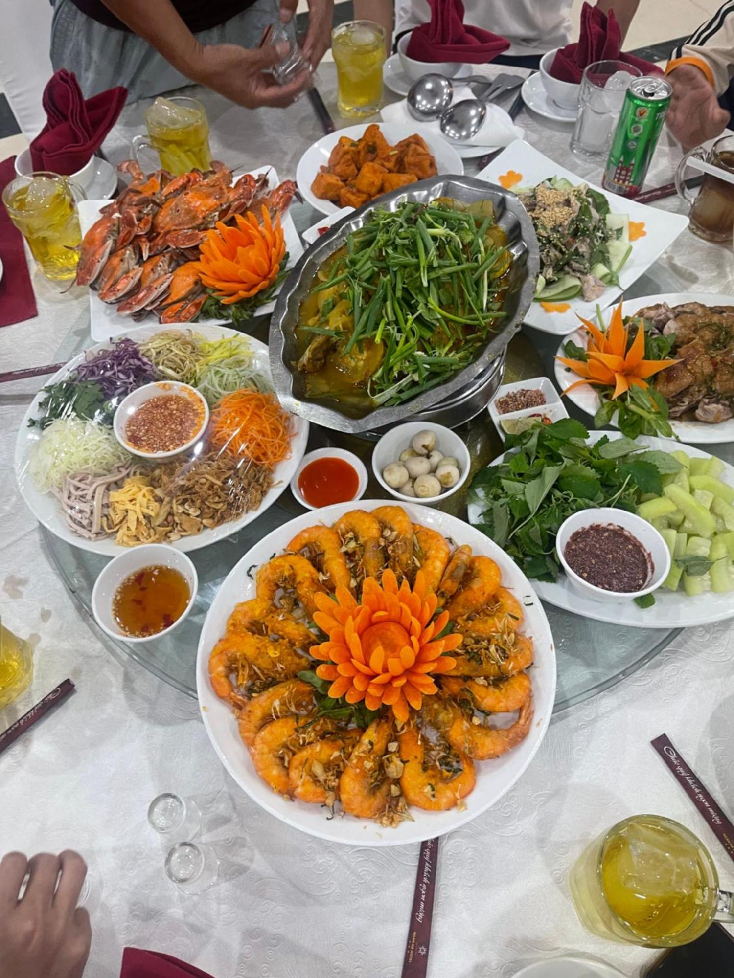 Ngan Ha Hotel Dai Tiet 외부 사진