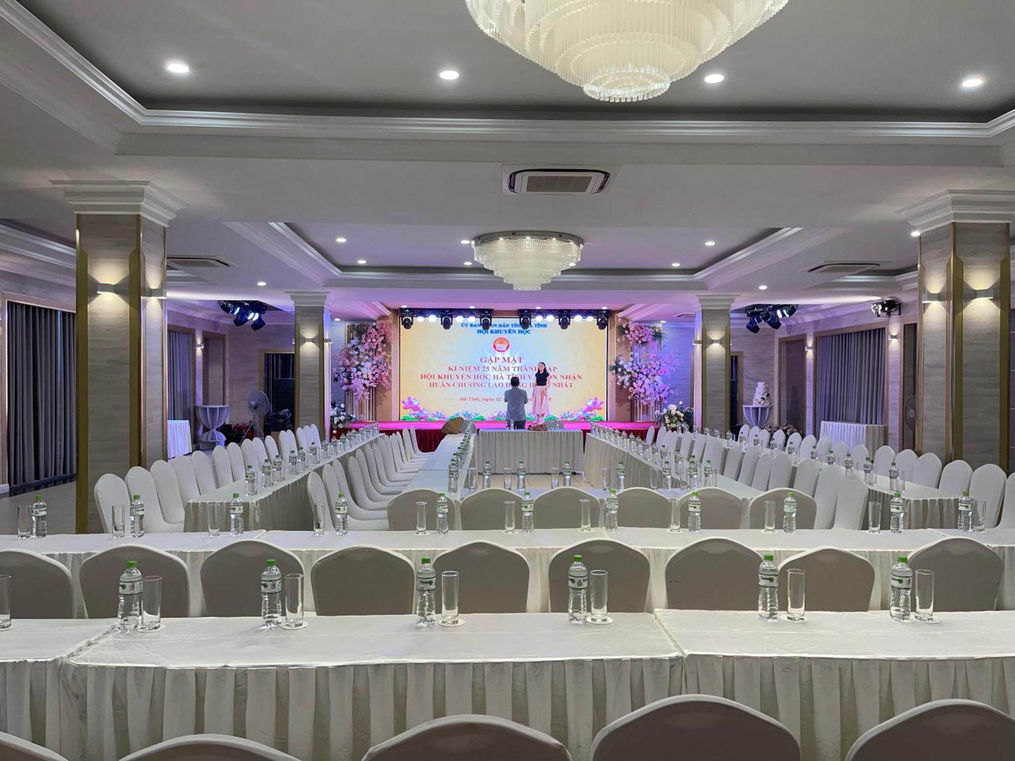 Ngan Ha Hotel Dai Tiet 외부 사진